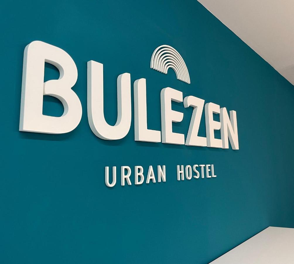 Bulezen Urban Hostel 폰테베드라 외부 사진