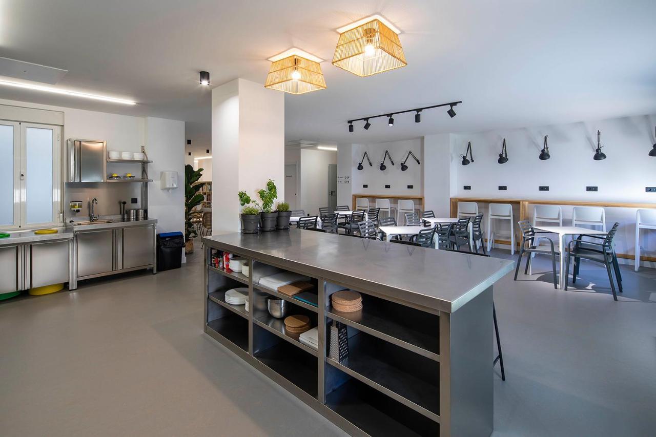 Bulezen Urban Hostel 폰테베드라 외부 사진