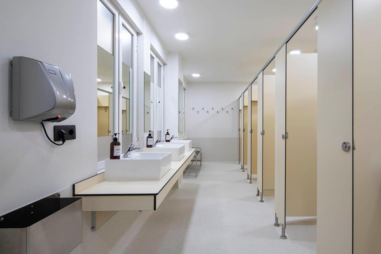 Bulezen Urban Hostel 폰테베드라 외부 사진